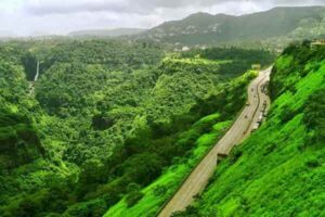 Top 10 Monsoon Road Trips in India